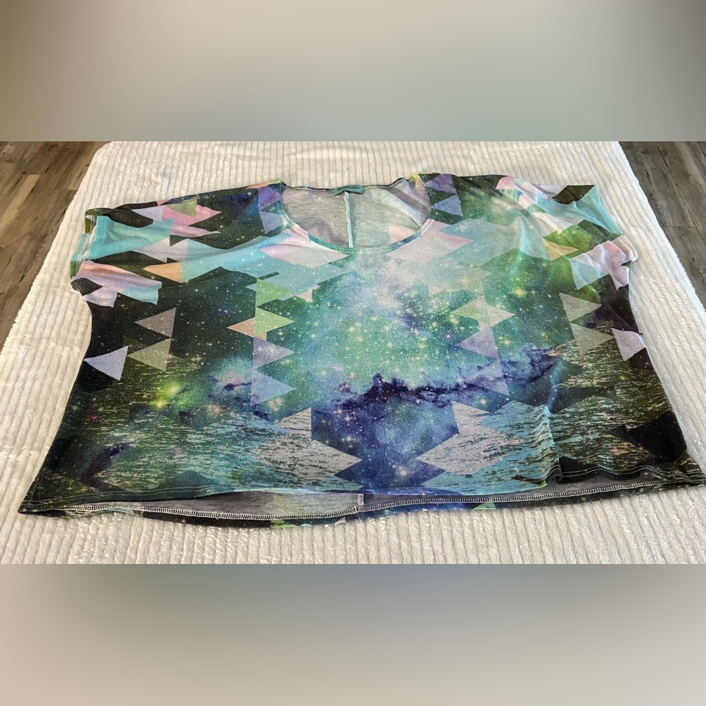 Workshop Multi Colored Tee